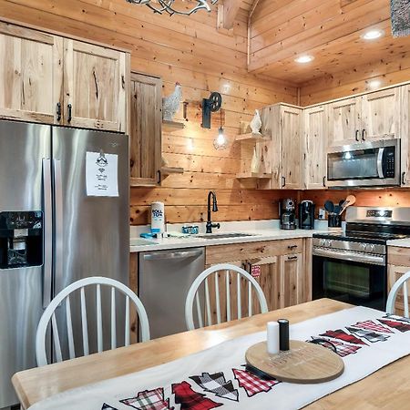 Vila Private! Hot Tub, Views, & Games Sevierville Exteriér fotografie